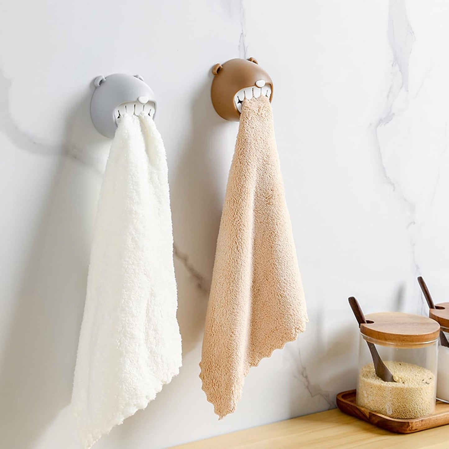 Bear towel holder