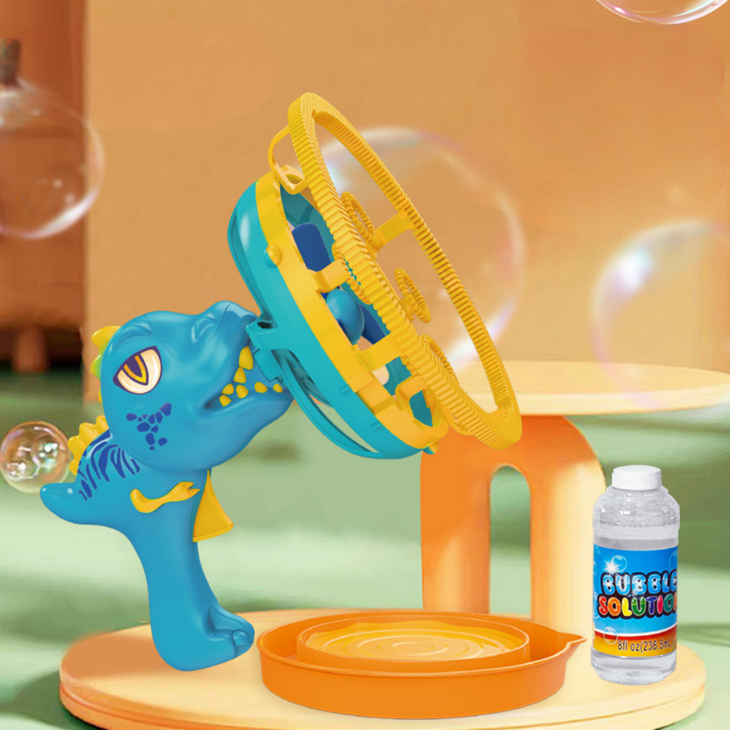 Dinosaur fan bubbles gun