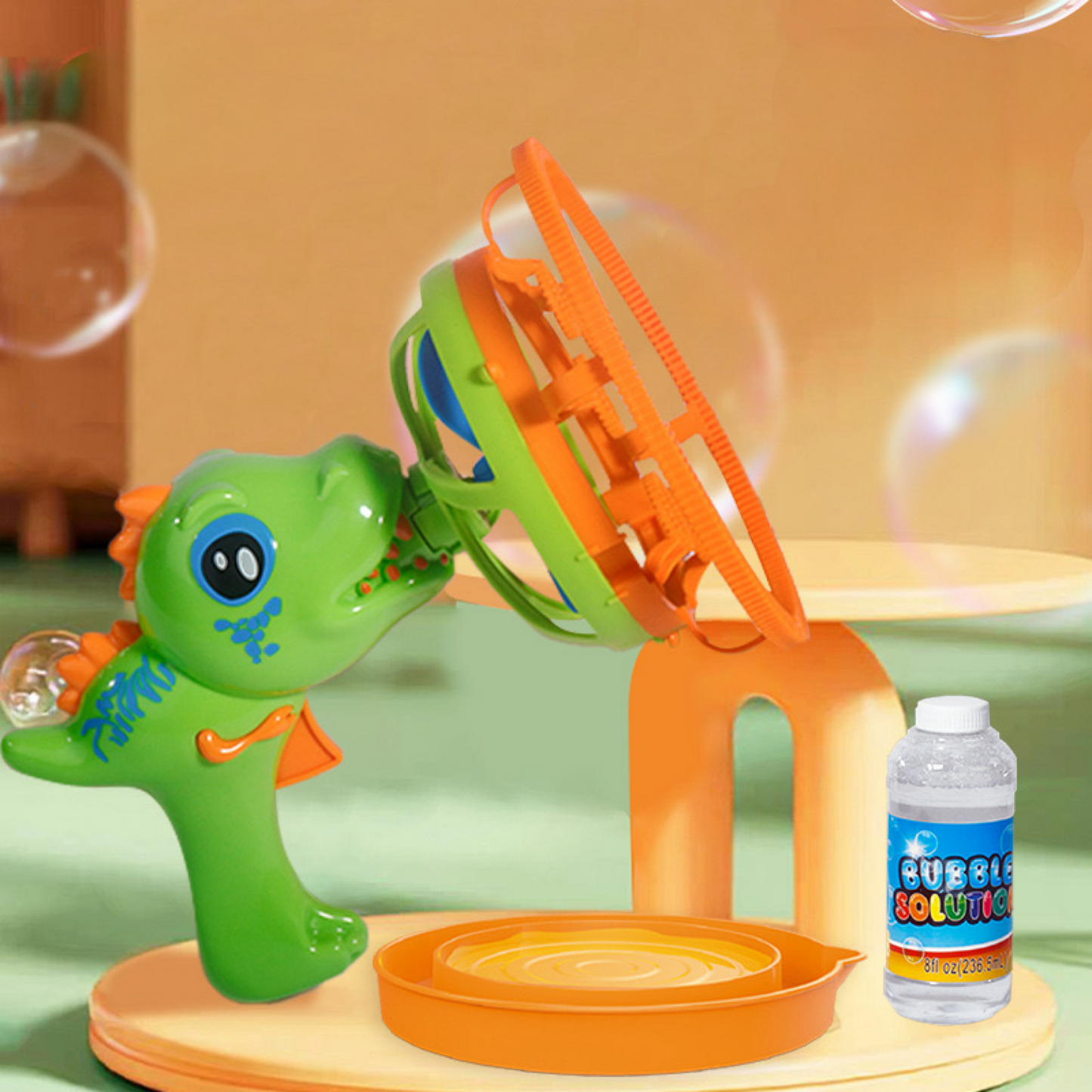 Dinosaur fan bubbles gun